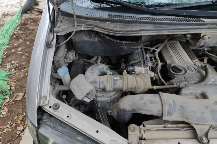 Used JAC Refine 2012 2.0L Timeless Edition HFC4GA3 Engine Bay Right