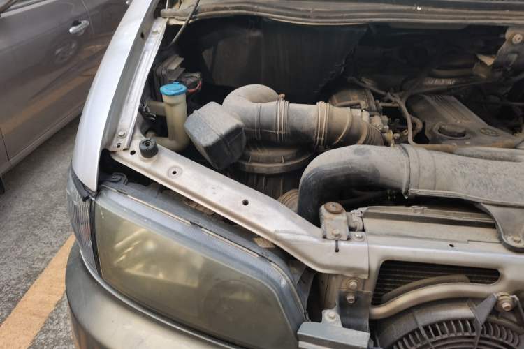 Used JAC Refine 2012 2.0L Timeless Edition HFC4GA3 Engine Bay Right