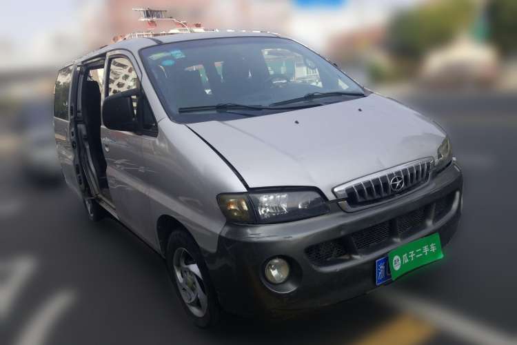 Used JAC Refine 2012 2.0L Timeless Edition HFC4GA3 Front Right 45 Deg