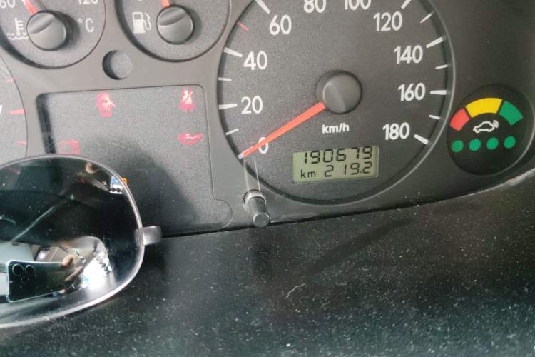 Used JAC Refine 2012 2.0L Timeless Edition HFC4GA3 Odometer Close Up