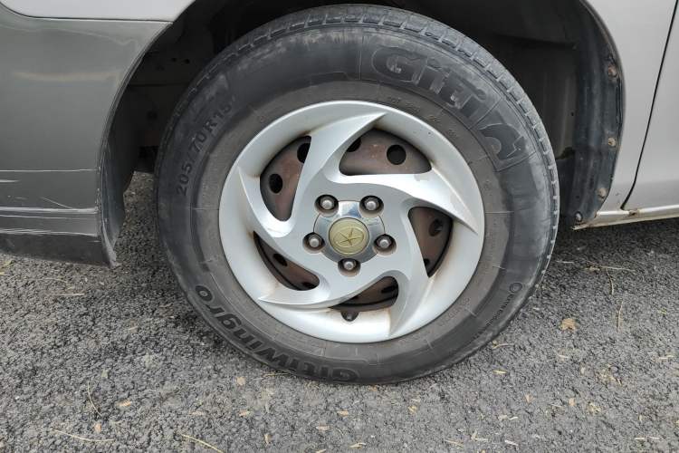 Used JAC Refine 2012 2.0L Timeless Edition HFC4GA3 Right Front Wheel Hub