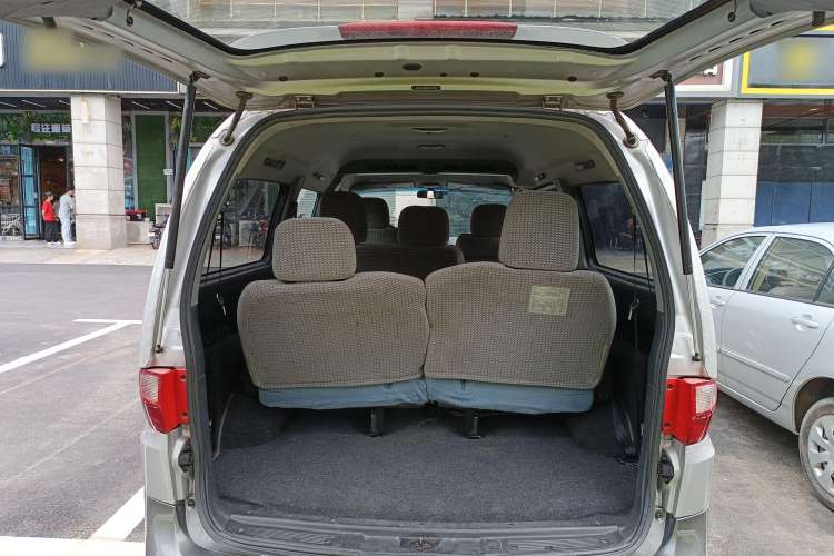 Used JAC Refine 2012 1.9T Shuttle Diesel Comfort Version HFC4DB1-2C Trunk