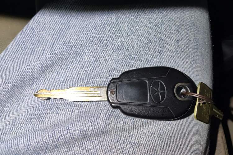 Used JAC Refine 2012 2.0L Timeless Edition HFC4GA3 Vehicle Key