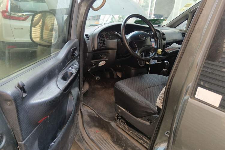 Used JAC Refine 2015 2.0L Shuttle Gasoline Long-Wheelbase Comfort Version HFC4GA3-3D Driver Seat