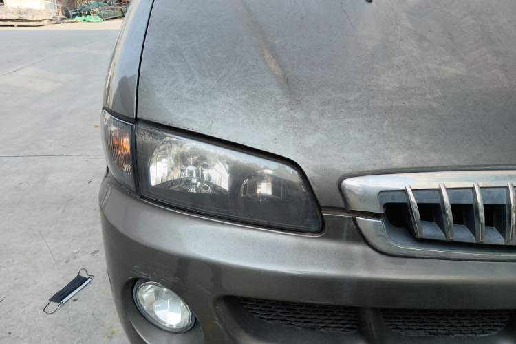Used JAC Refine 2015 2.0L Shuttle Gasoline Long-Wheelbase Comfort Version HFC4GA3-3D Right Front Headlight