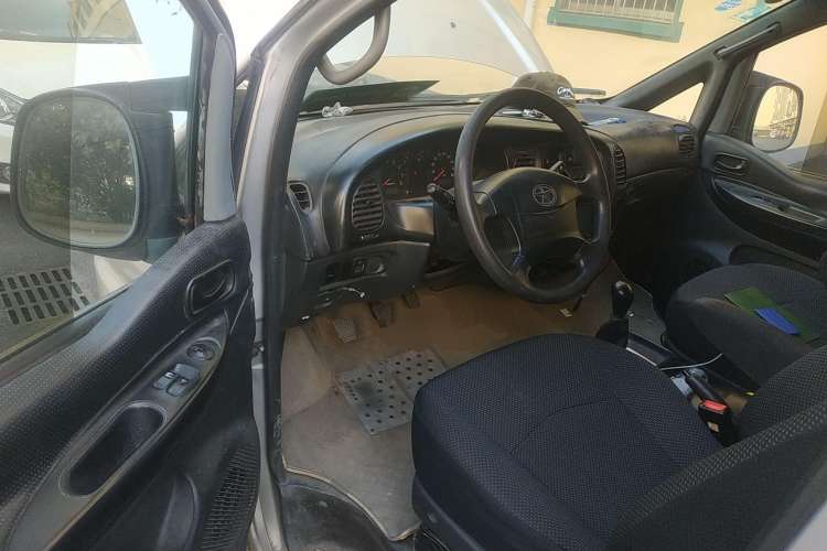 Used JAC Refine 2015 2.0L Shuttle Gasoline Long-Wheelbase Standard Version HFC4GA3-3D Driver Seat