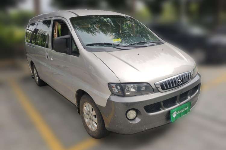 Used JAC Refine 2015 2.0L Shuttle Gasoline Long-Wheelbase Comfort Version HFC4GA3-3D Front Right 45 Deg