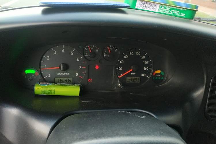 Used JAC Refine 2015 2.0L Shuttle Gasoline Long-Wheelbase Standard Version HFC4GA3-3D Instrument Cluster