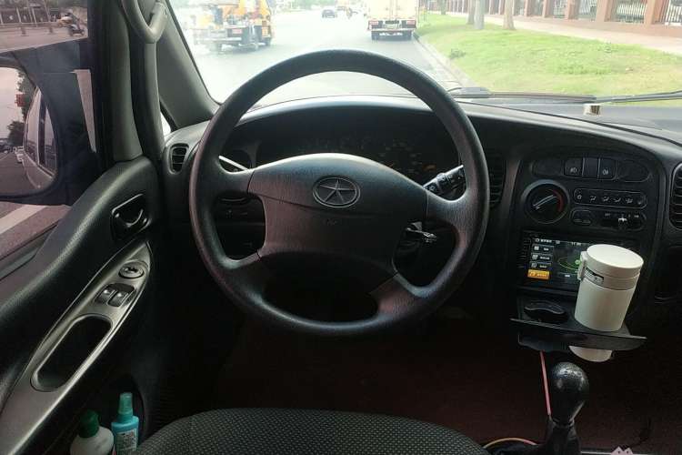 Used JAC Refine 2015 2.0L Shuttle Gasoline Long-Wheelbase Standard Version HFC4GA3-3D Steering Wheel