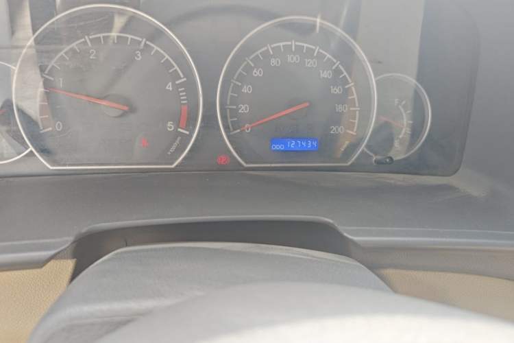 Used JAC Refine E3  Odometer Close Up