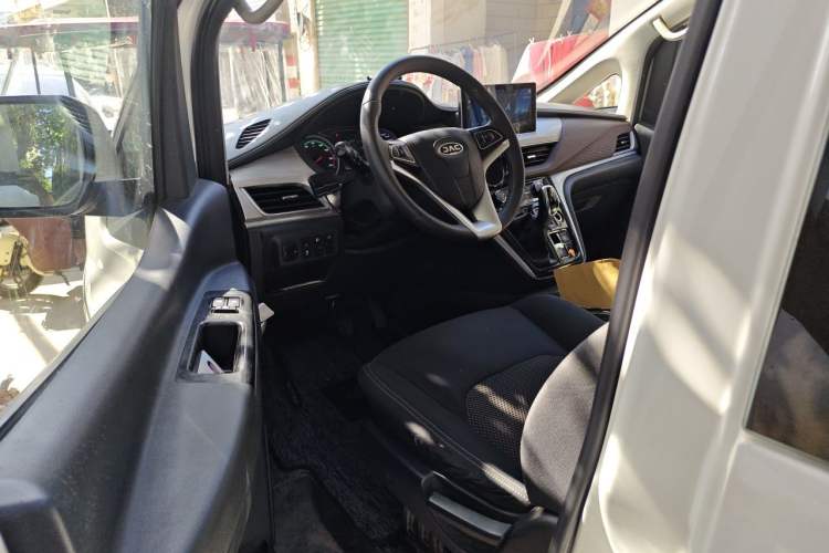 Used JAC Refine E3 2023 Deluxe Edition Driver Seat