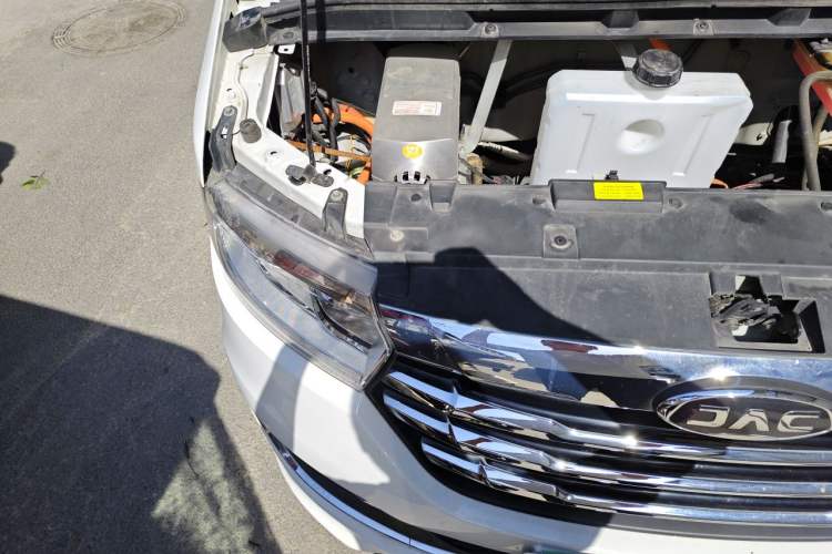 Used JAC Refine E3 2023 Deluxe Edition Engine Bay Right