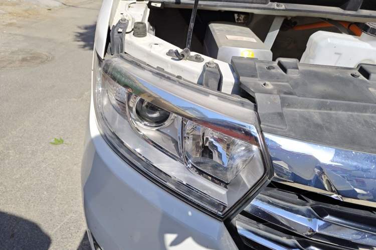 Used JAC Refine E3 2023 Deluxe Edition Right Front Headlight
