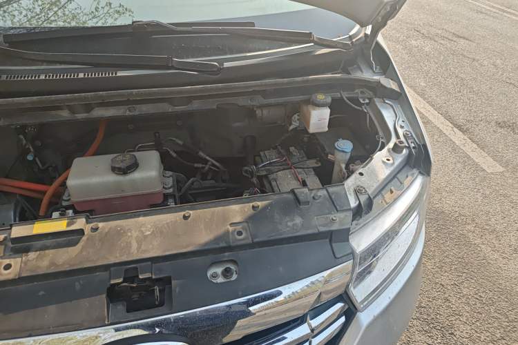 Used JAC Refine E3 2025 Liquid-Cooled Deluxe Edition Engine Bay Left