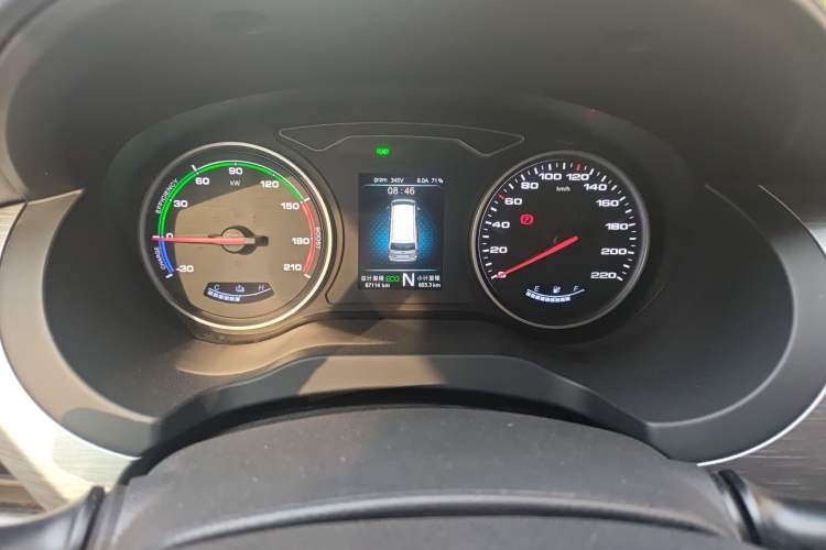 Used JAC Refine E3 2025 Liquid-Cooled Deluxe Edition Odometer Close Up