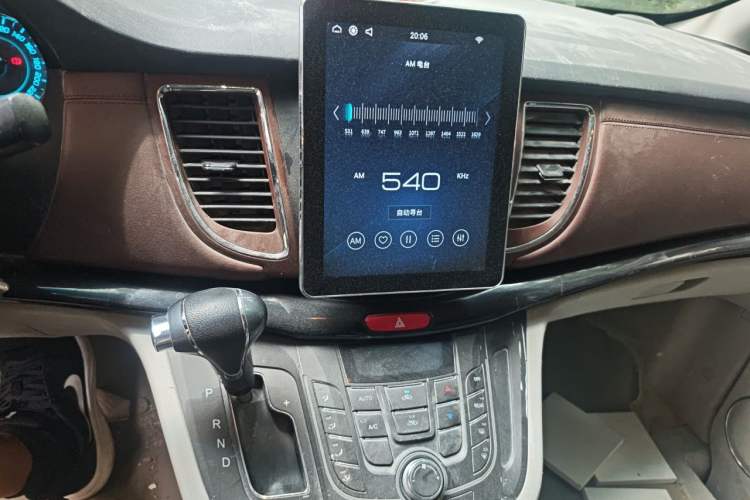 Used JAC Refine L5 2022 2.0T Automatic Business Edition Audio And AC Panel