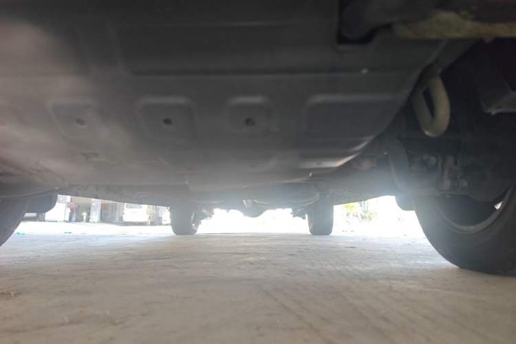 Used JAC Refine L5 2022 2.0T Automatic Business Edition Chassis Front
