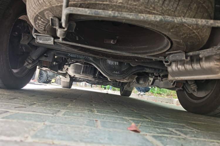 Used JAC Refine L5 2022 2.0T Automatic Business Edition Chassis Rear