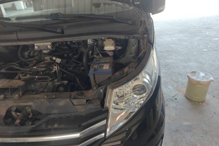 Used JAC Refine L5 2022 2.0T Automatic Business Edition Engine Bay Left