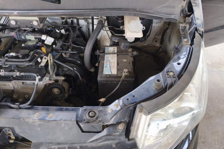 Used JAC Refine L5 2022 2.0T Automatic Business Edition Engine Bay Left