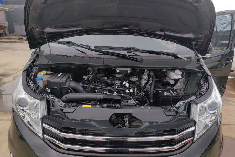 Used JAC Refine L5 2022 2.0T Automatic Business Edition Engine Bay
