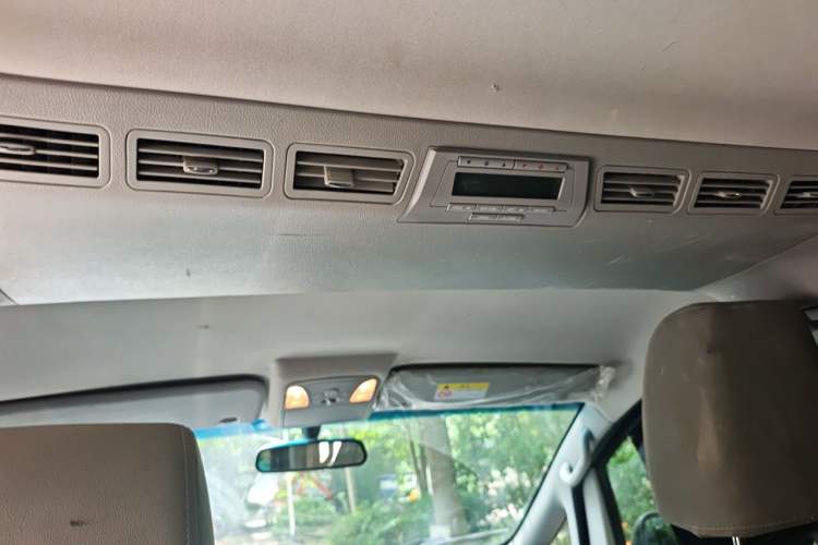 Used JAC Refine L5 2022 2.0T Automatic Business Edition Headliner