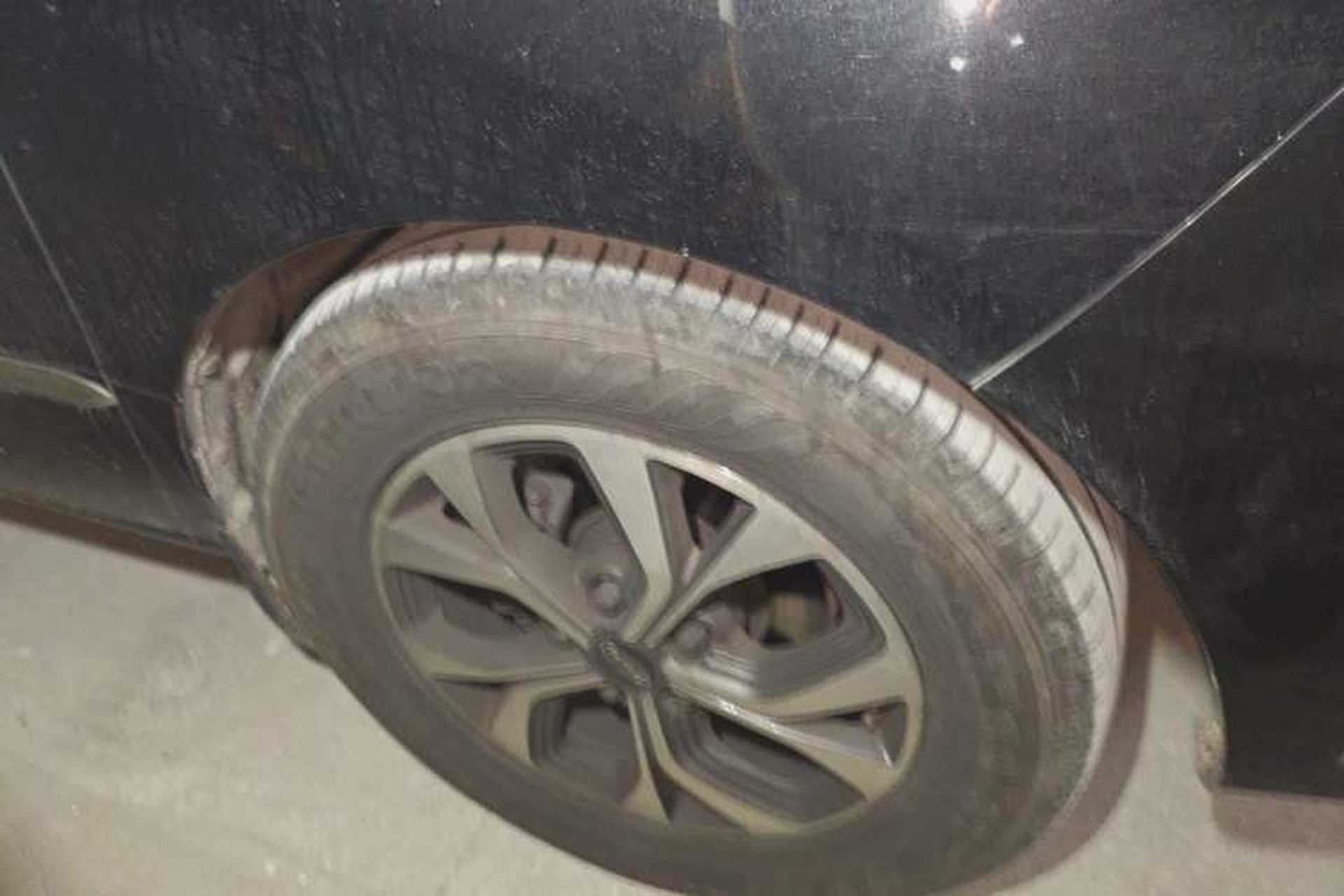 Used JAC Refine L5 2022 2.0T Automatic Business Edition Right Front Wheel Hub