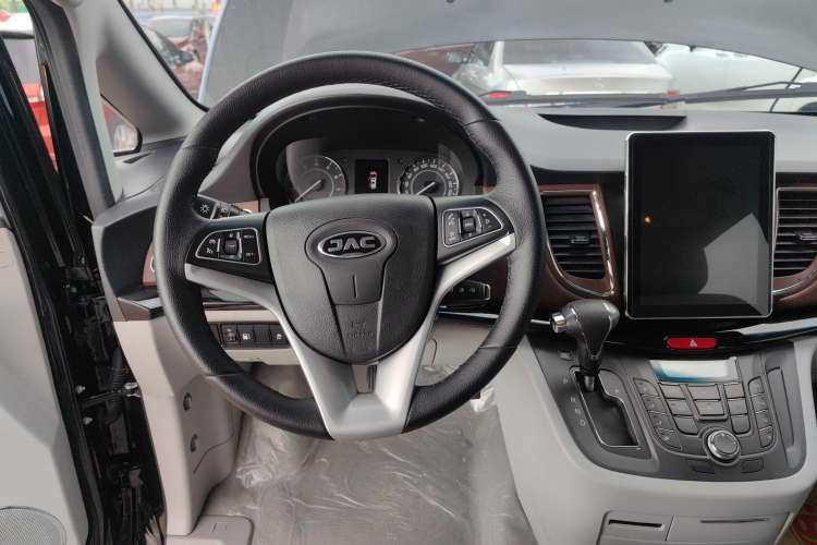 Used JAC Refine L5 2022 2.0T Automatic Business Edition Steering Wheel