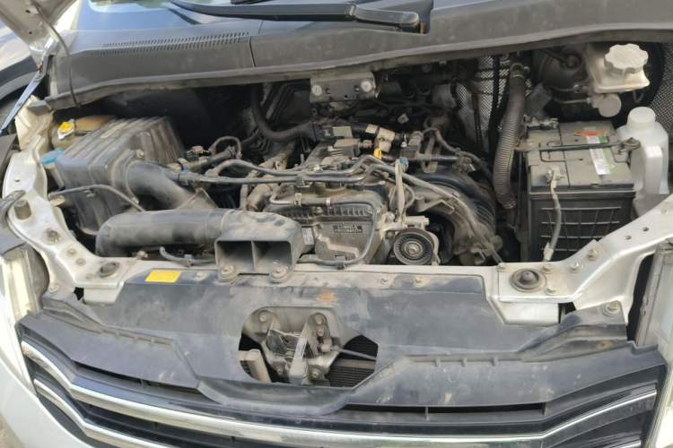 Used JAC Refine L5 2022 2.0T Automatic Business Edition Engine Bay