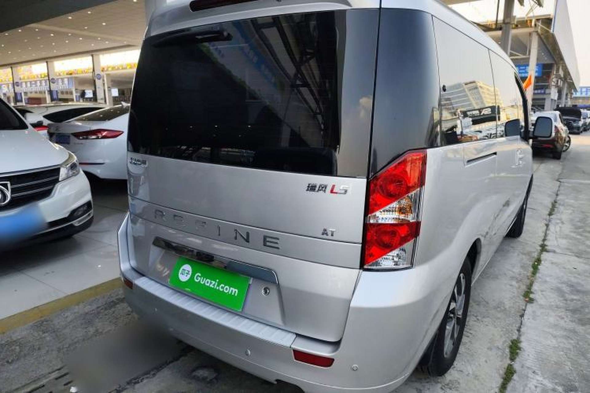 Used JAC Refine L5 2022 2.0T Automatic Business Edition Exterior 5