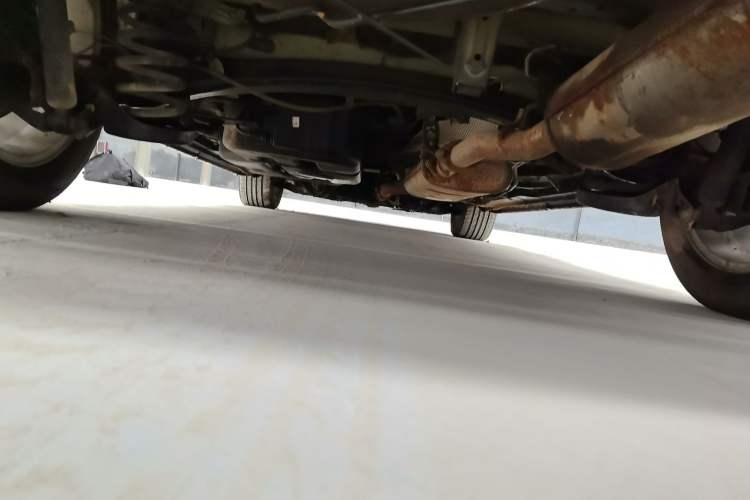 Used JAC Refine L6 MAX 2021 2.0T Automatic Luxury Version Chassis Rear