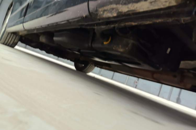 Used JAC Refine L6 MAX 2021 2.0T Automatic Luxury Version Chassis Rear Left