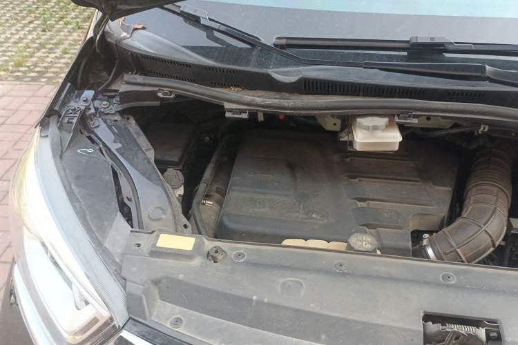 Used JAC Refine L6 MAX 2021 2.0T Automatic Comfort Edition Engine Bay Right