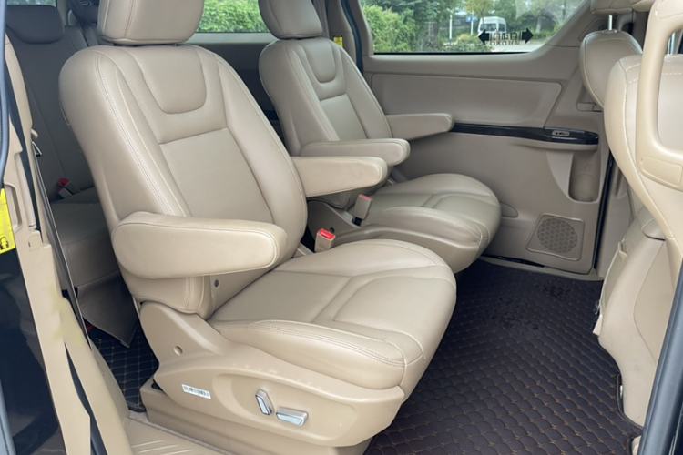 Used JAC Refine L6 MAX 2021 2.0T Automatic Supreme Edition Interior 2