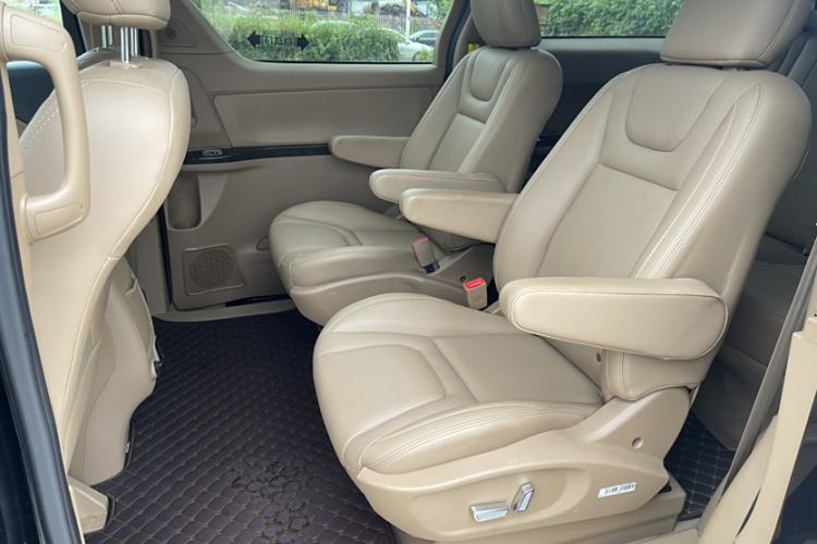 Used JAC Refine L6 MAX 2021 2.0T Automatic Supreme Edition Interior 5
