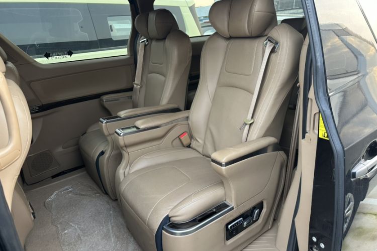 Used JAC Refine L6 MAX 2021 2.0T Automatic Luxury Version Interior 9