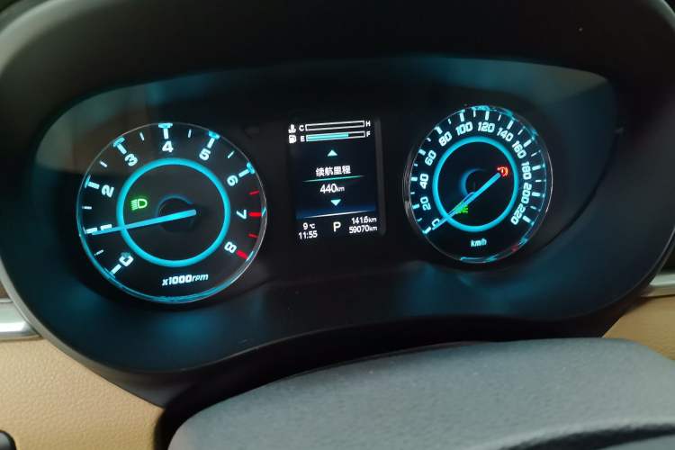 Used JAC Refine L6 MAX 2021 2.0T Automatic Luxury Version Odometer Close Up