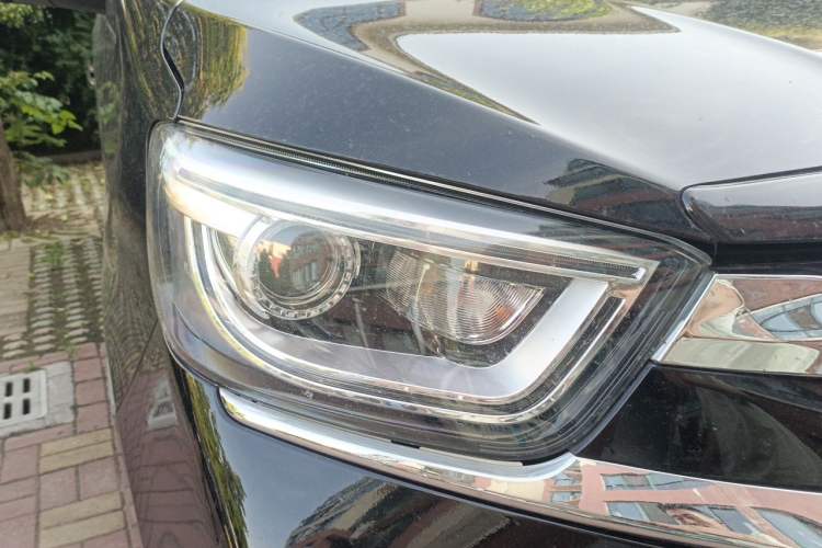 Used JAC Refine L6 MAX 2021 2.0T Automatic Comfort Edition Right Front Headlight