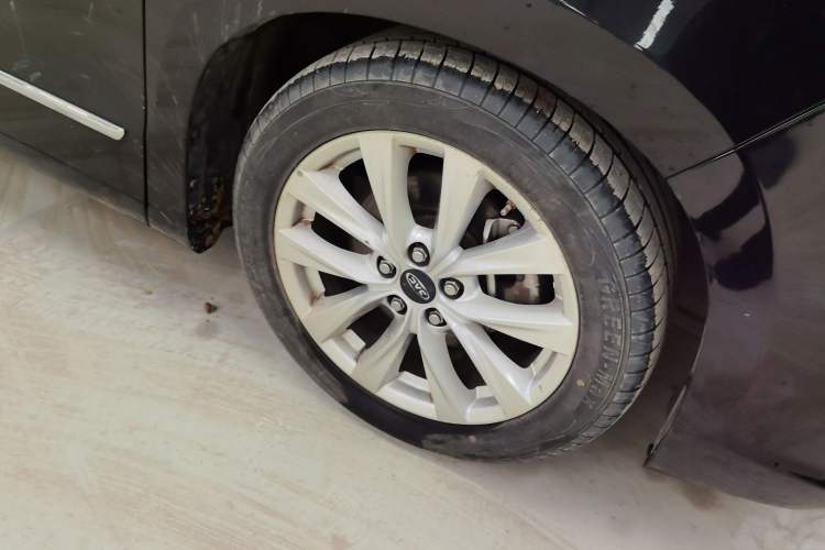 Used JAC Refine L6 MAX 2021 2.0T Automatic Luxury Version Right Front Wheel Hub