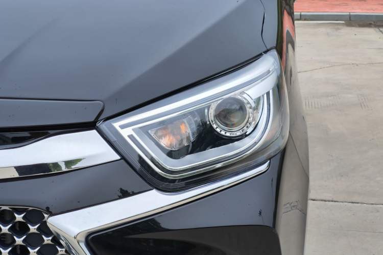 Used JAC Refine L6 MAX 2022 2.0T Automatic High-Power Flagship Edition Left Front Headlight