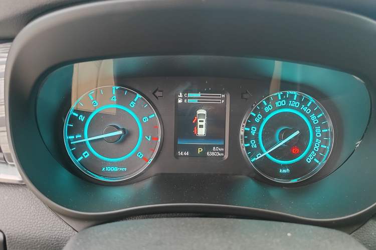 Used JAC Refine L6 MAX 2022 2.0T Automatic High-Power Flagship Edition Odometer Close Up