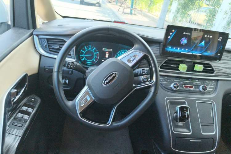 Used JAC Refine L6 MAX 2022 2.0T Automatic High-Power Comfort Edition Steering Wheel