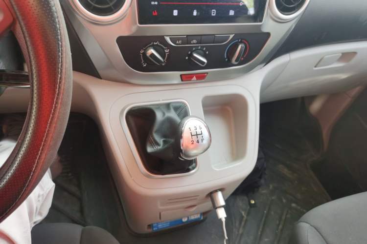 Used JAC Refine M3 2022 PLUS Standard Model 1.5T Gear Lever