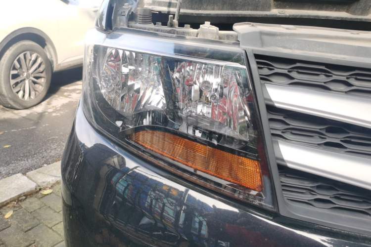 Used JAC Refine M3 2022 PLUS Standard Model 1.5T Right Front Headlight