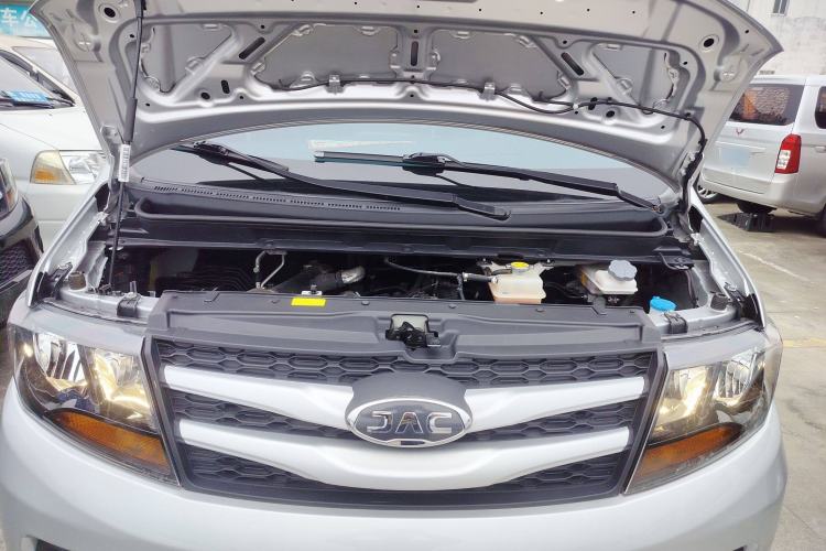 Used JAC Refine M3 2022 PLUS Standard Model 1.5T Engine Bay