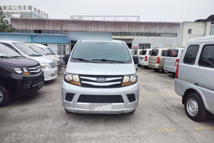 Used JAC Refine M3 2022 PLUS Standard Model 1.5T Front