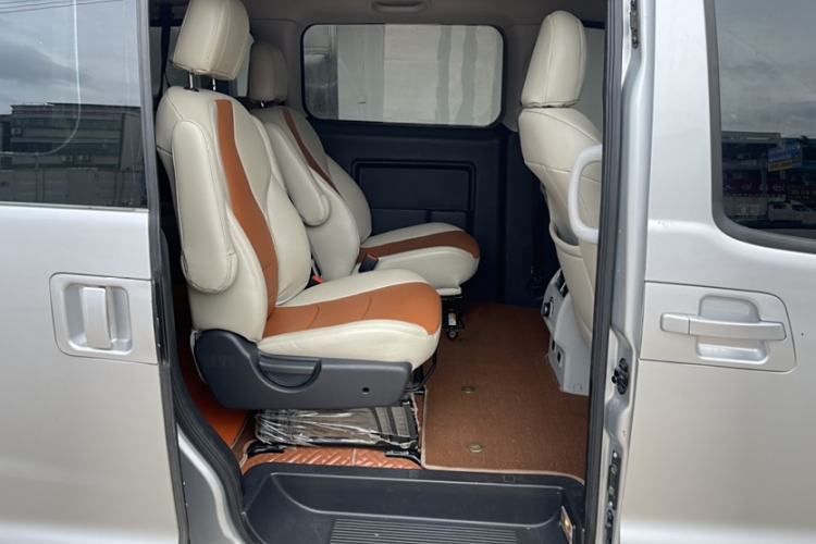 Used JAC Refine M3 2019 PLUS IKEA Edition 1.8L Luxury Model Interior 3