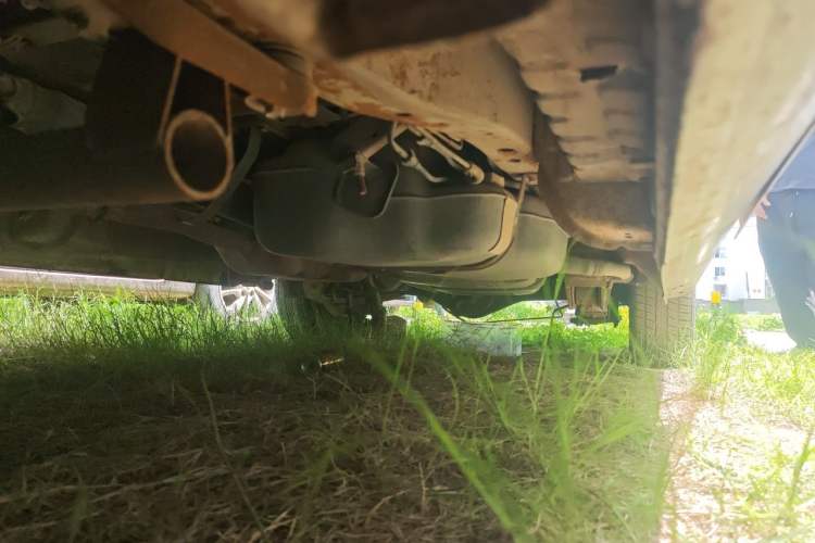 Used JAC Refine M3  Chassis Front Left