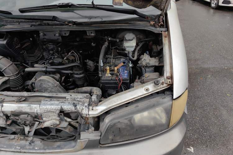Used JAC Refine M3  Engine Bay Left