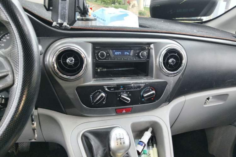 Used JAC Refine M3 2015 Maker Edition 1.6L Luxury Version Audio And AC Panel